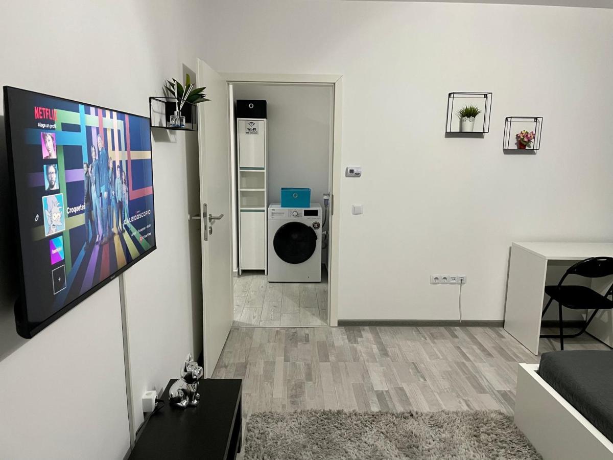 Royal Apartment Braşov Esterno foto